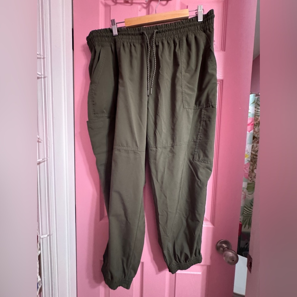 Cargo pants